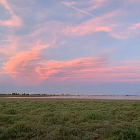 De L'arnel Kemping *